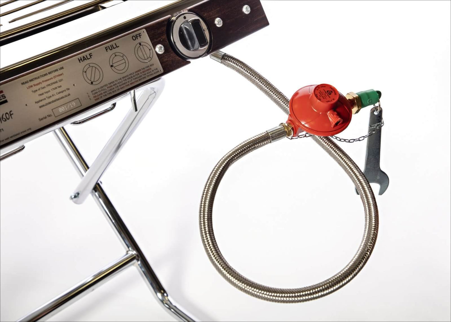 Braided hose regulator for TG160F barbecue grill