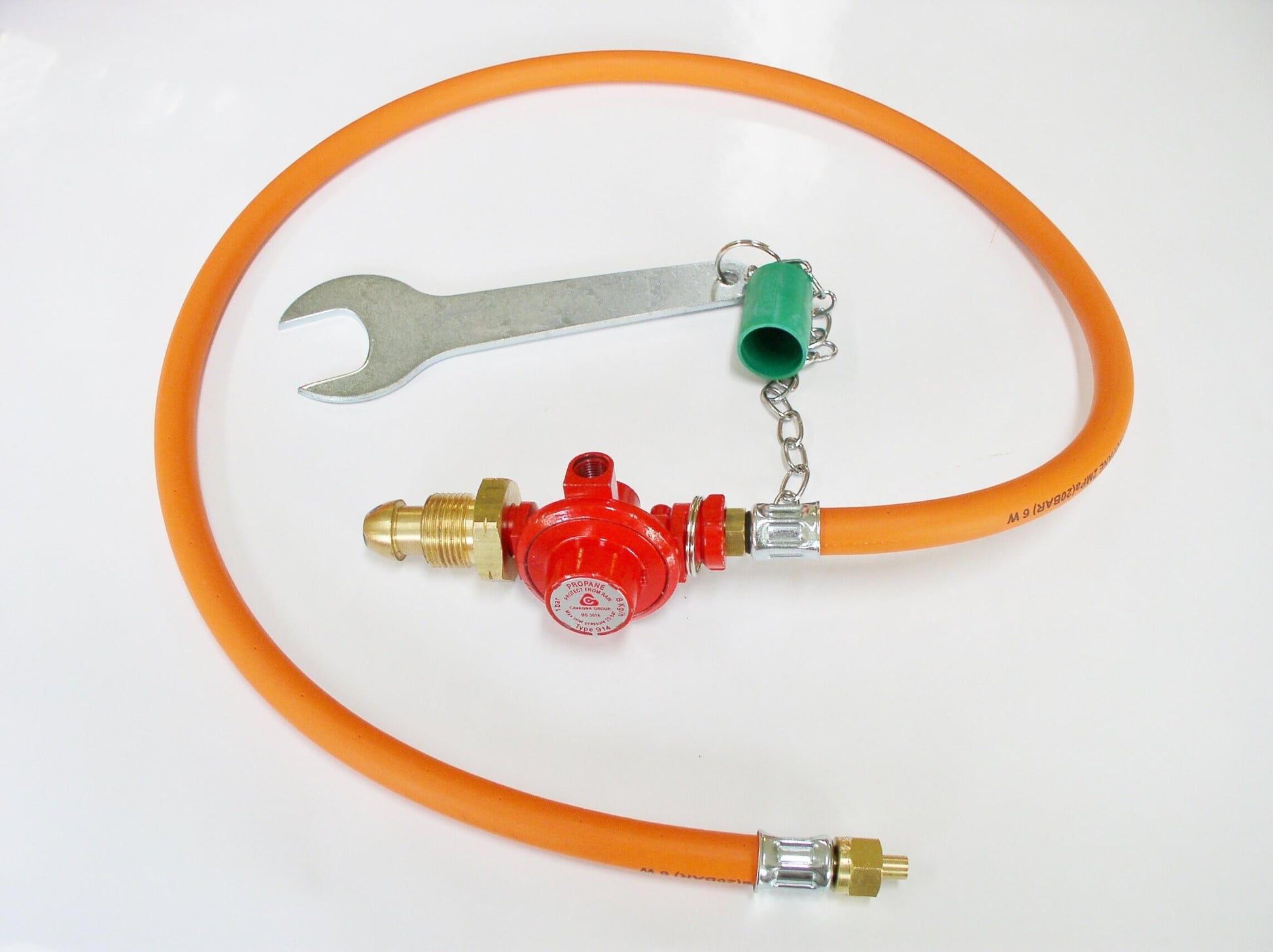 Fixed regulator accessory for Cinders BBQ grills